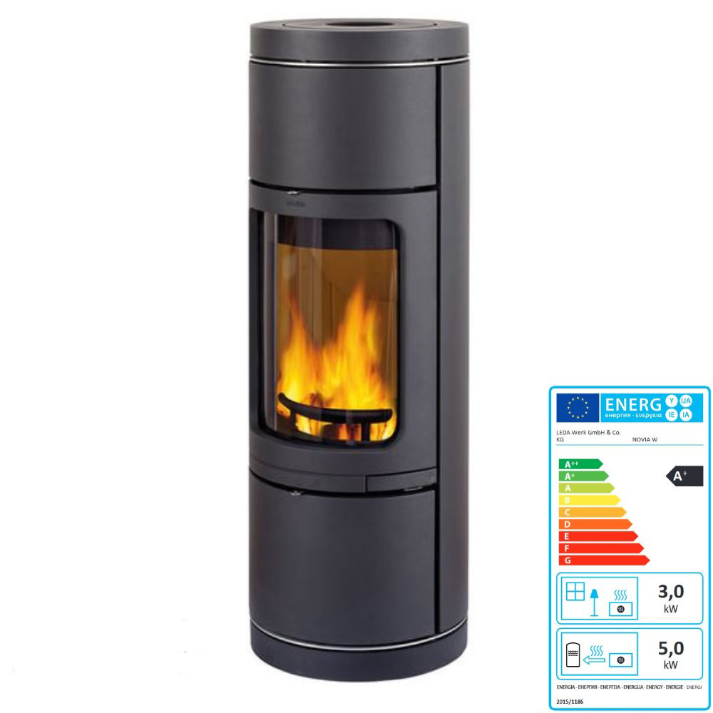 Kaminofen Leda Novia W 8 kW mit Wassertechnik schwarz Kamin Gussofen 130 cm