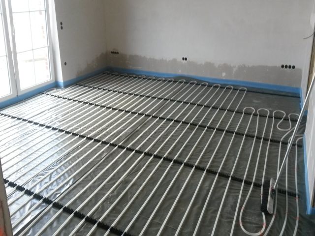 Buderus Logafloor Fußbodenheizung Paket Tackerplatte 20 mm PE-RT Rohr 17 x 2