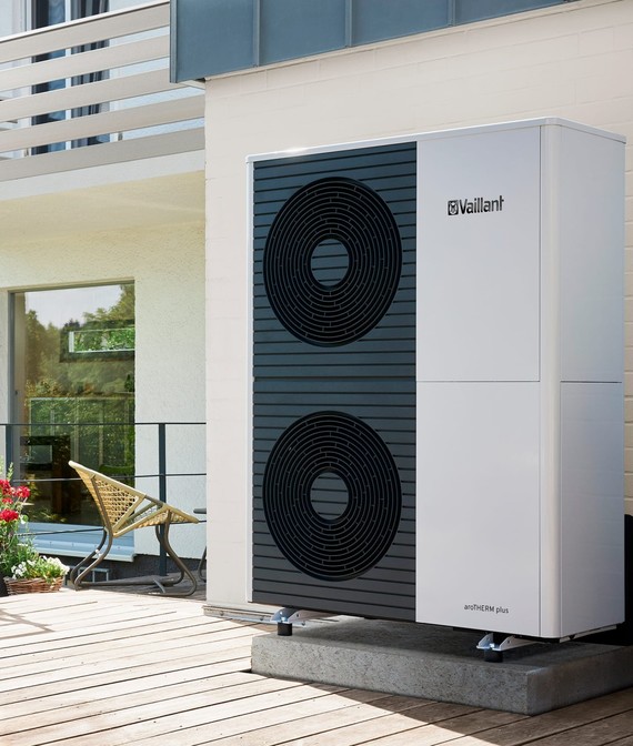 Vaillant Luft Wärmepumpe aroTHERM plus VWL 105/6 A R290 monoblock