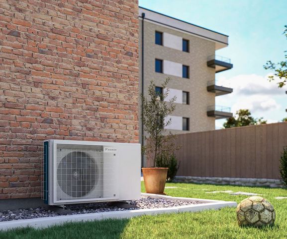 Daikin Luft Wärmepumpe Altherma 3 M BG 4 E3V3 4,6kW H/C Monoblock Regler Madoka